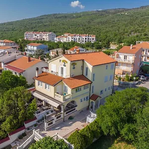 Affittacamere Sidro, Selce